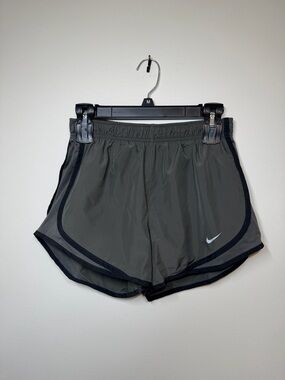Nike Women's Gray and Black Athletic Shorts